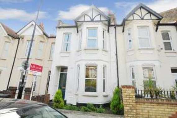 1 bedroom Flat for s...